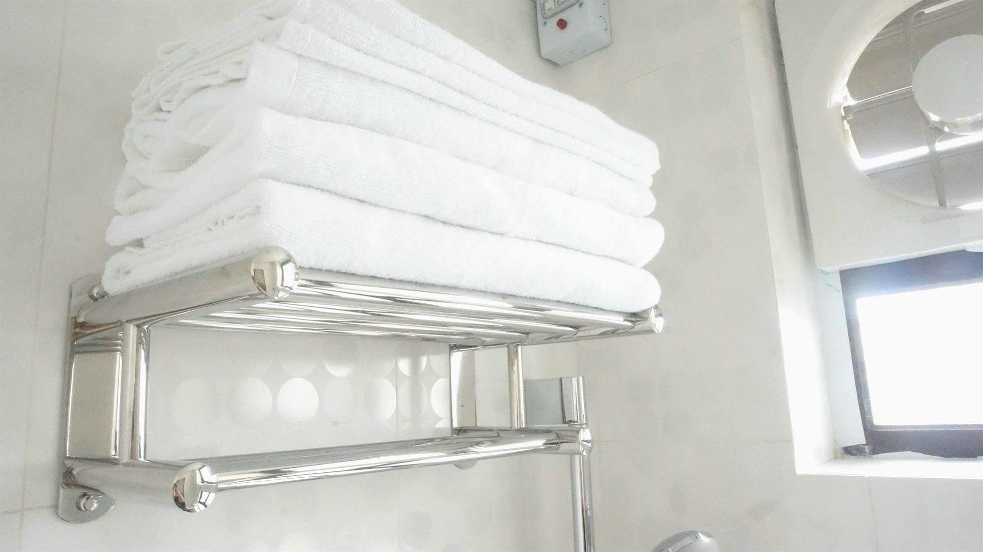 Kowloon Mongkok 1812 Guest House هونغ كونغ المظهر الخارجي الصورة