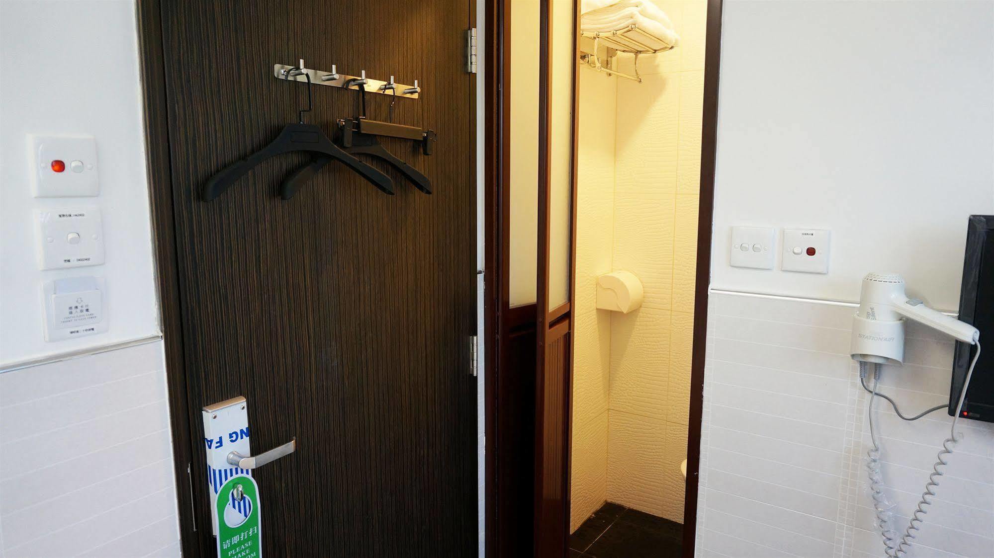 Kowloon Mongkok 1812 Guest House هونغ كونغ المظهر الخارجي الصورة
