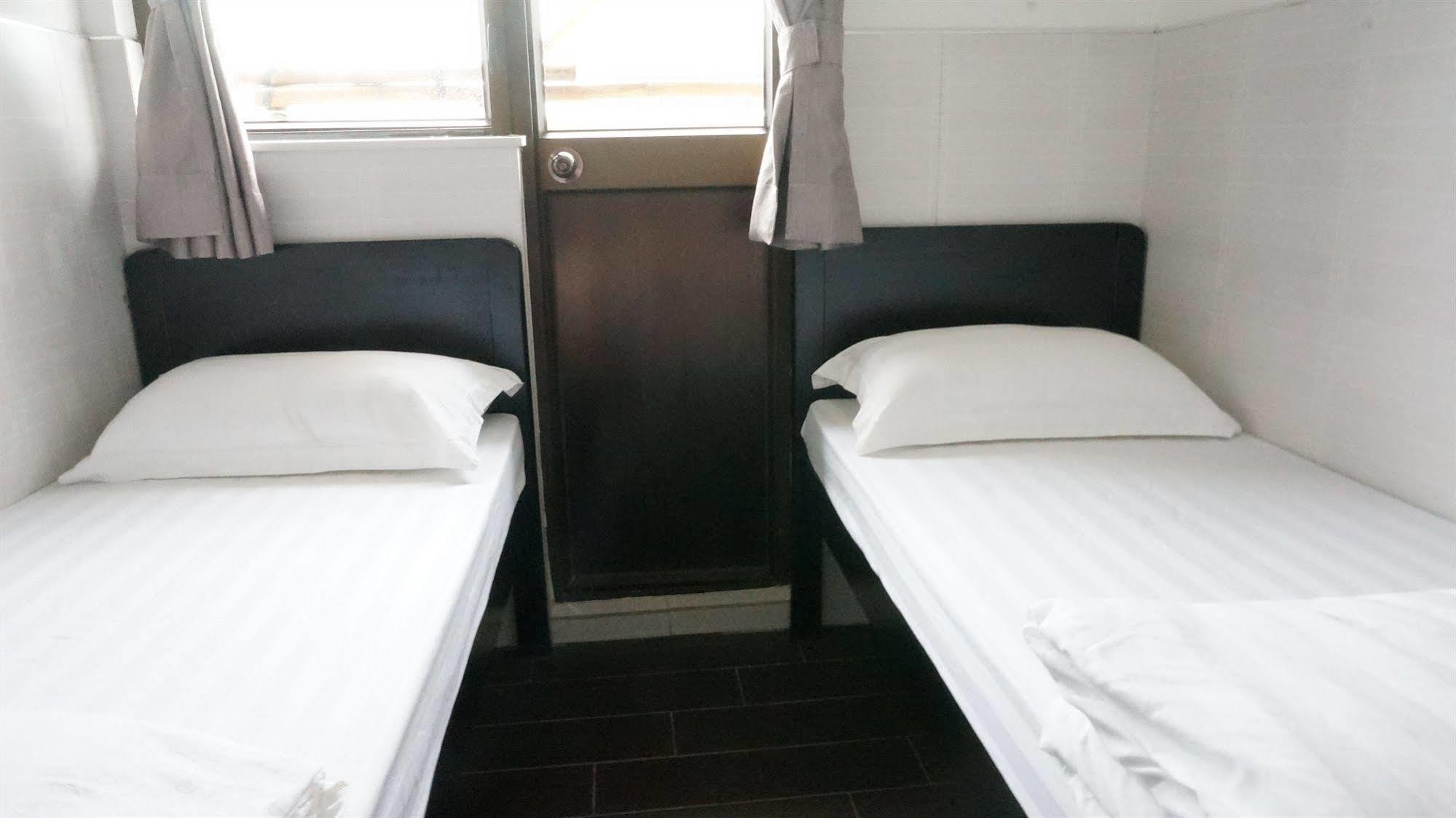 Kowloon Mongkok 1812 Guest House هونغ كونغ المظهر الخارجي الصورة